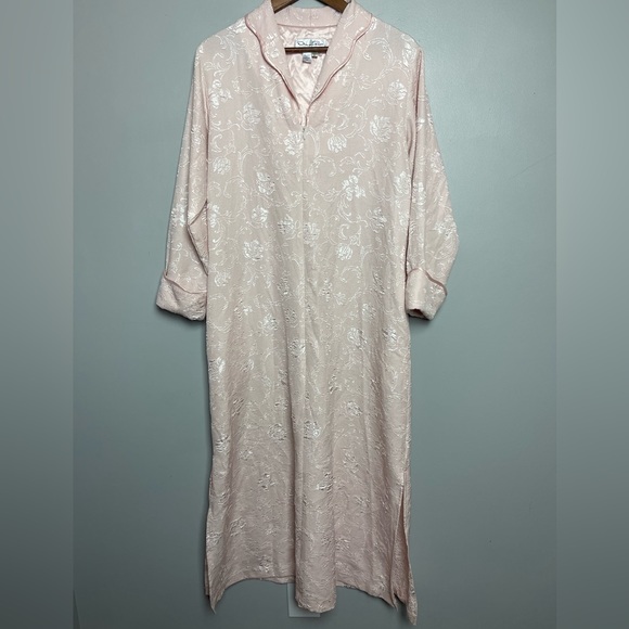 Vintage Oscar de la Renta Light Pink Dressing Gown Size‎ Small - Picture 1 of 7